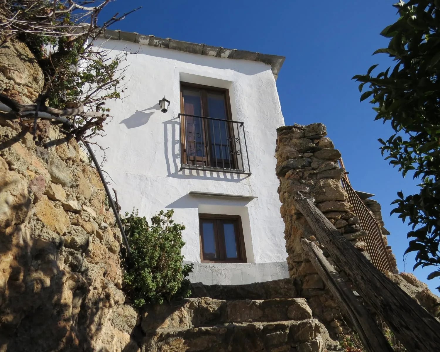 Village House, Garden and Salt Water Pool