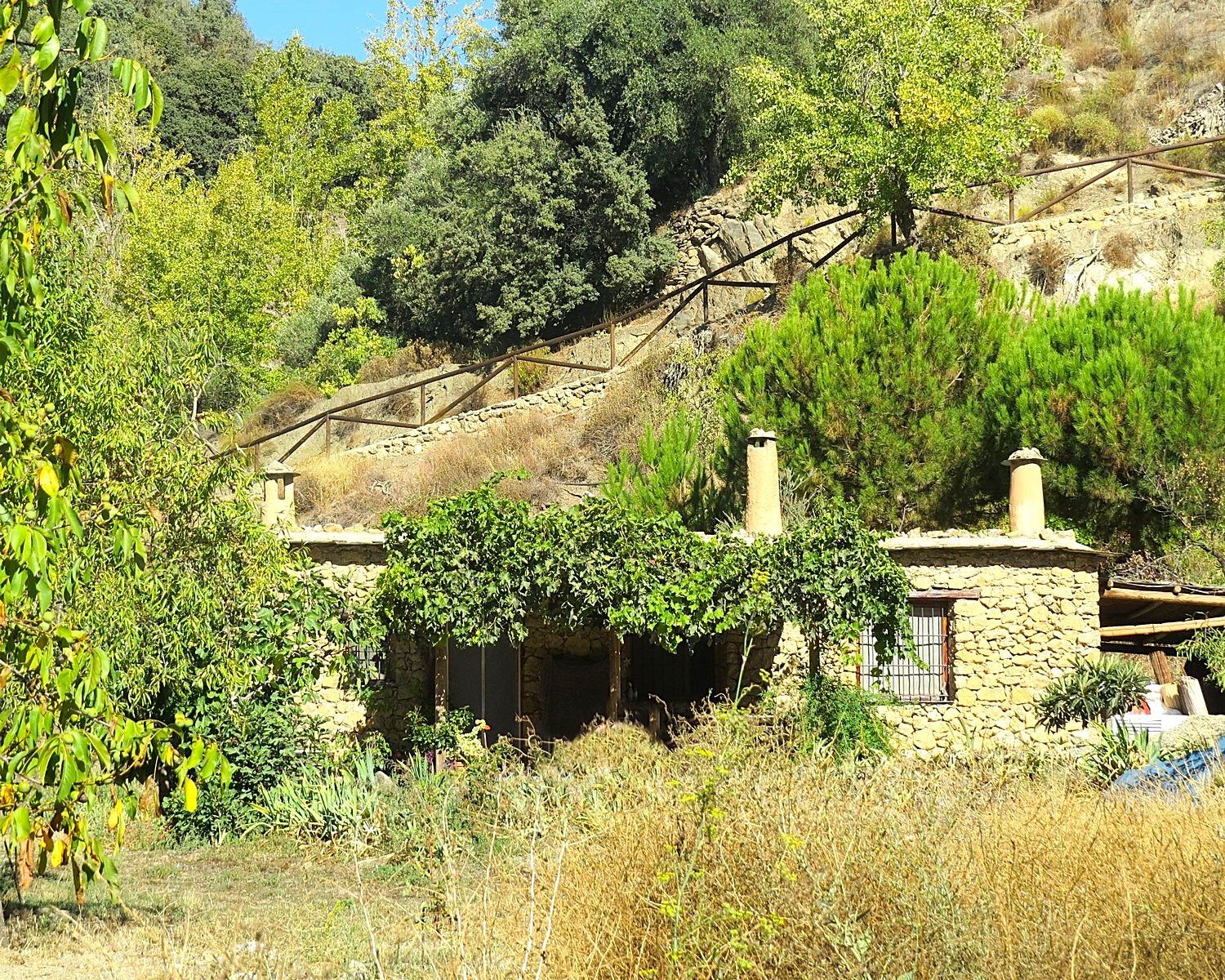 Idyllic Mountain Cottage