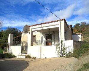 3911, Cortijo with Manageable Land